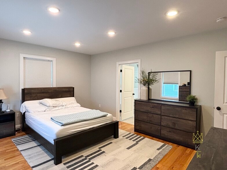 Building Photo - 214 Westville St