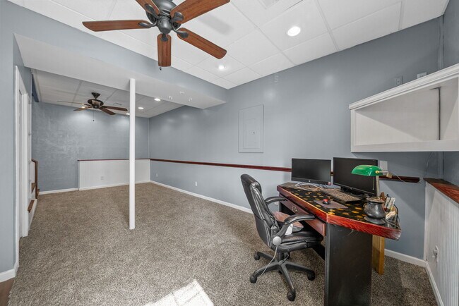 Building Photo - 944 Sable Dr