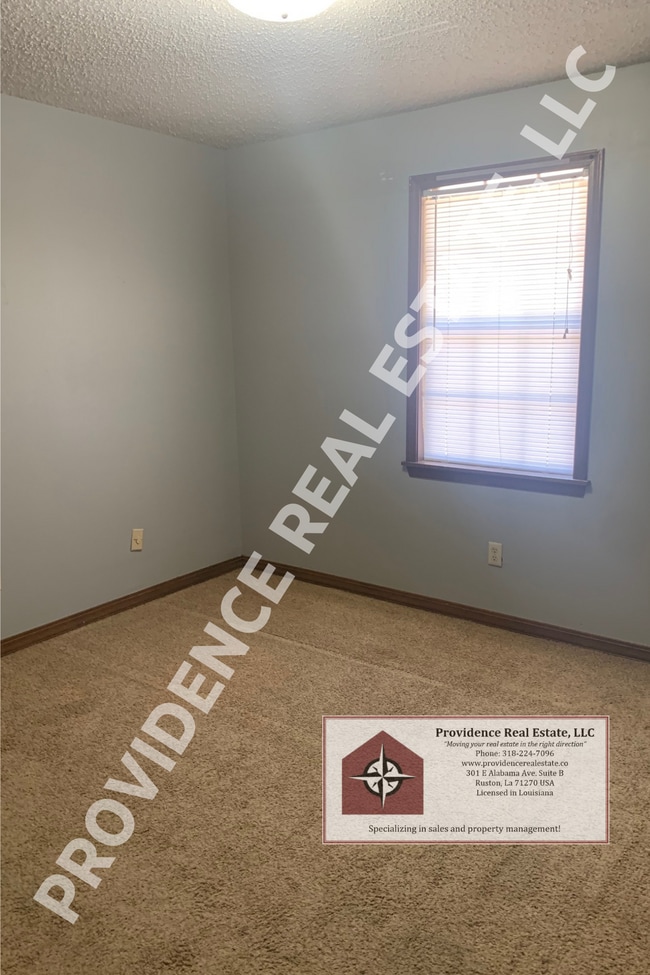 Building Photo - 1014 Sybil Dr