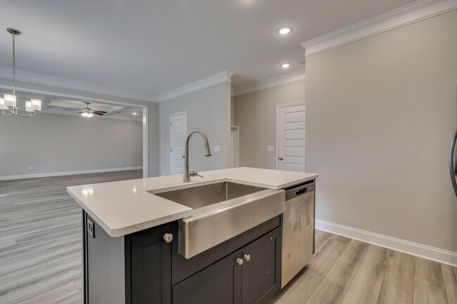 Building Photo - Ready for you - Comfort AND sophistication in Martinez, GA!