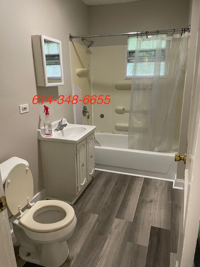 Building Photo - 1032 Ellsworth Ave