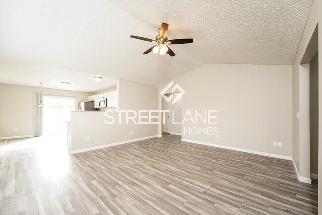 Building Photo - Charming 3 Bedroom in Grove City!