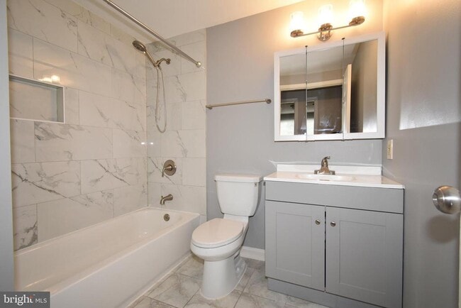 Building Photo - 7045 MacBeth Way