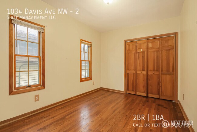 Building Photo - 1034 Davis Ave NW