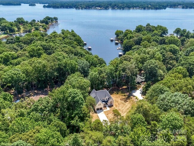 Building Photo - 3830 Mill Run
