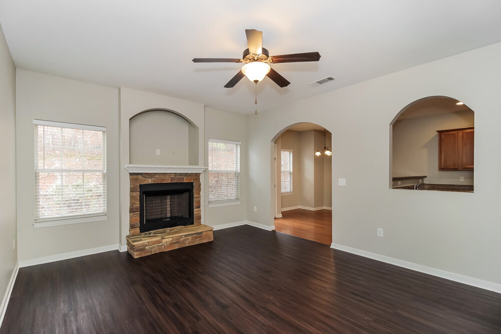 Building Photo - 121 Bethany Manor Dr