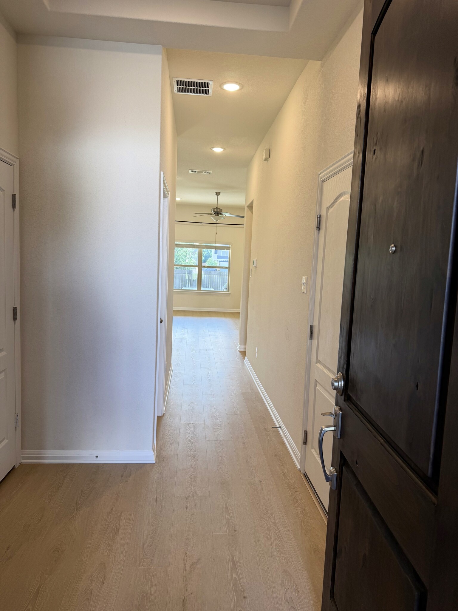 Building Photo - 1541 Harrongton Way