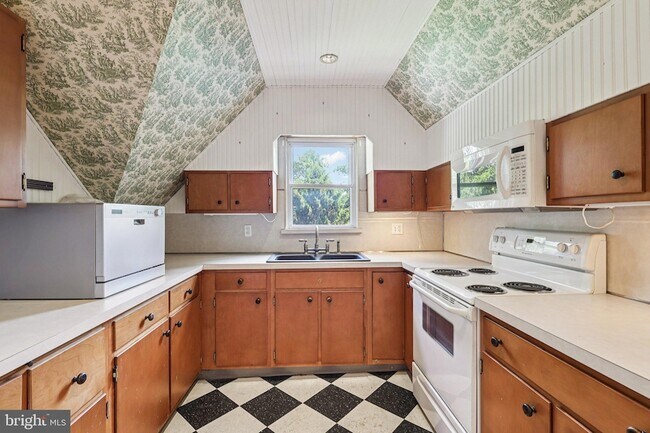 Building Photo - 1420 Pennsylvania Ave