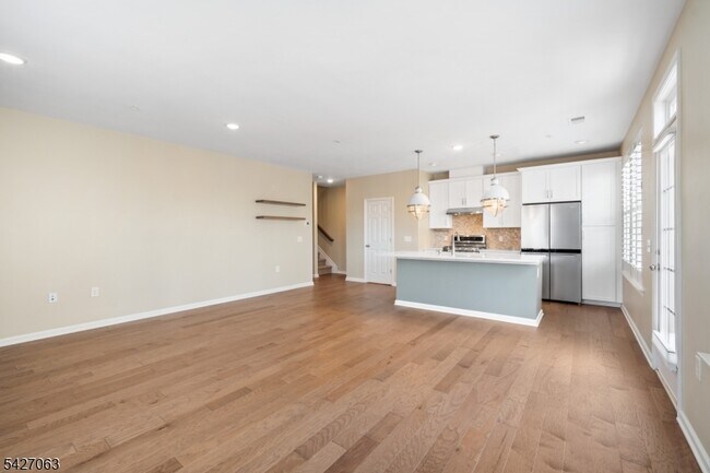 Building Photo - 49 Robeson St