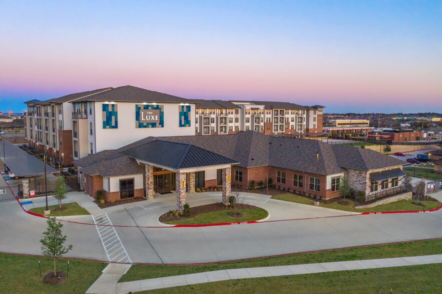 Primary Photo - The Luxe at Las Colinas | 55+ Community