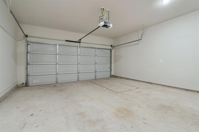 Building Photo - 8922 NW 109th St