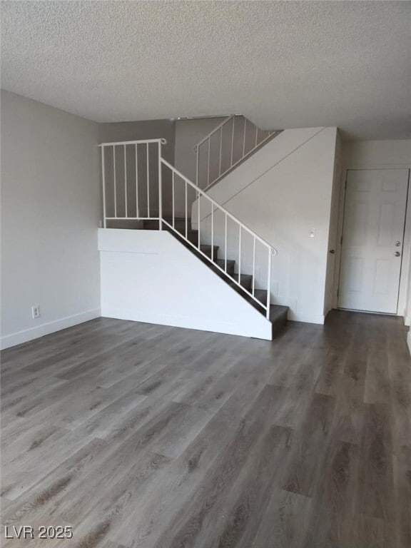 Building Photo - 4350 Caliente St