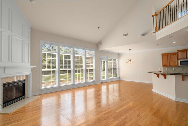 Building Photo - 217 Conservatory Drive