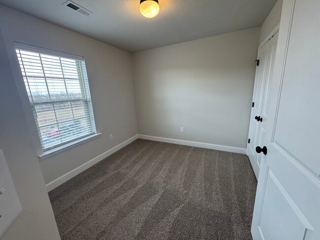 Building Photo - 77 Katelyn Dr