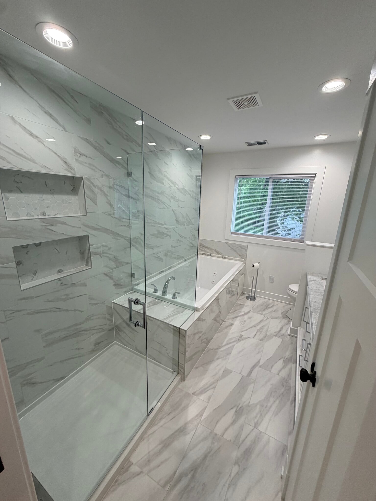 Primary Bathroom - 704 Briarwood Ter