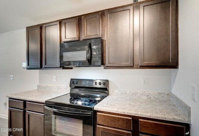 Building Photo - 112 Red Bay Rd