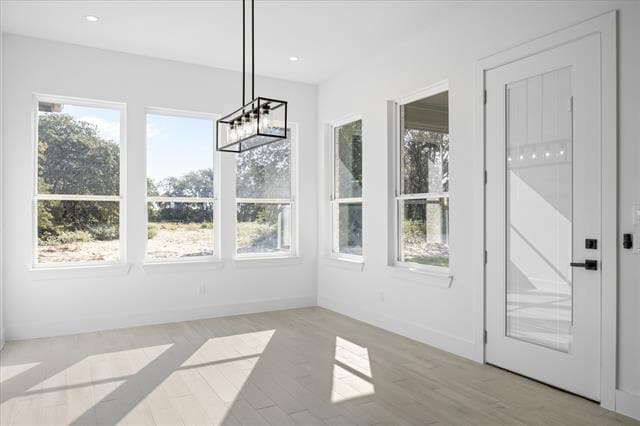 Building Photo - 2057 Glenhollow Dr
