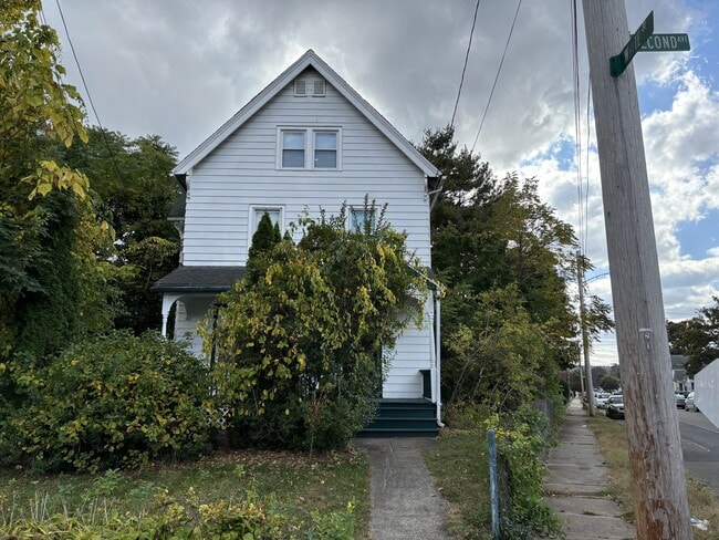 Primary Photo - 334 2nd Ave