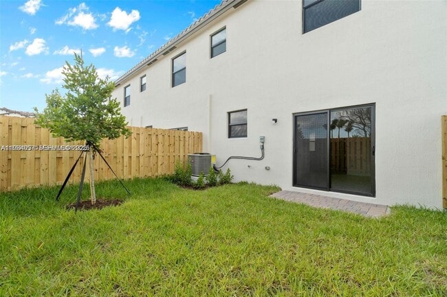 Building Photo - 24643 SW 119th Ct