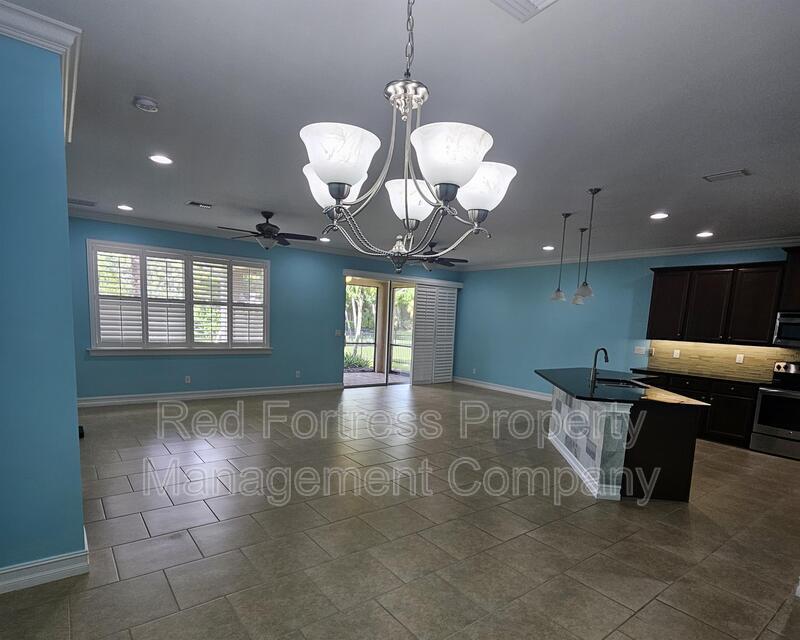 Building Photo - 13105 Silver Thorn Loop