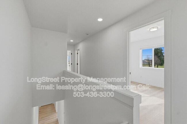 Building Photo - 828 S 19th St