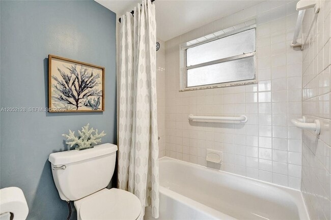 Building Photo - 9480 Tangerine Pl