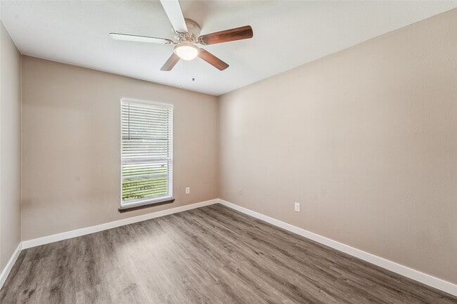 Building Photo - 3751 Glade Forest Dr