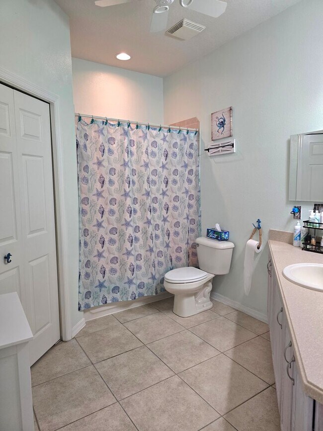 Building Photo - Gorgeous 3/2/2 in Terra Vista!!!