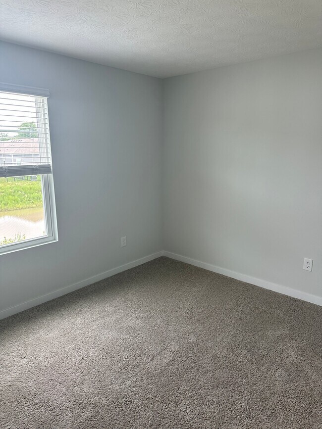 Building Photo - 6306 Marinelli Dr N
