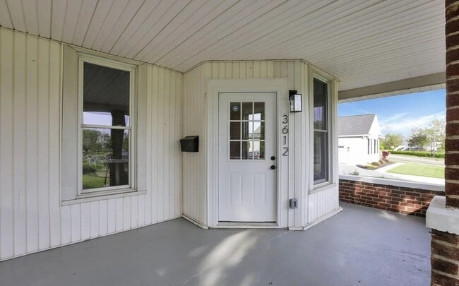 Building Photo - 3610 Grove City Rd