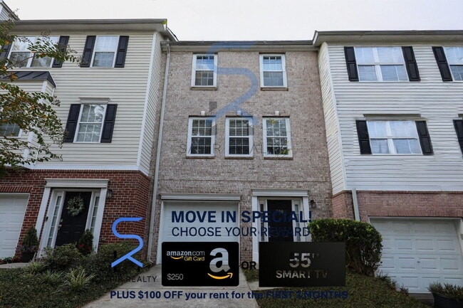 Primary Photo - Move in before November 30th and get $100 ...