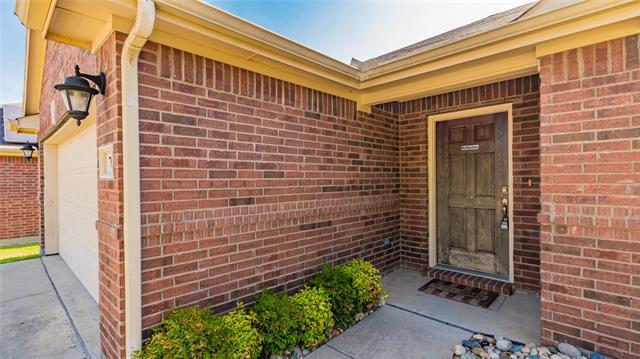 Building Photo - 704 Cedar Cove Dr