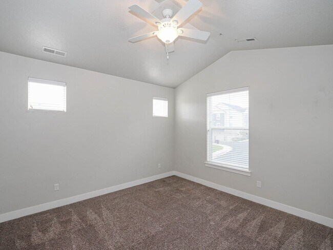 Building Photo - 14474 S Renner Ln