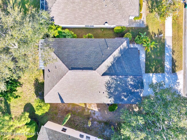 Building Photo - 960 Villa Dr