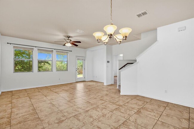 Building Photo - 2627 Garlic Creek Dr