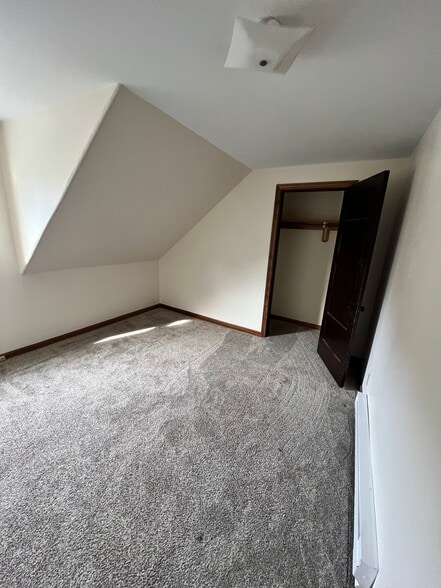 Building Photo - 38 Arnold Rd