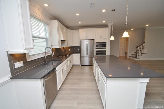 Building Photo - 8508 Secreto Dr