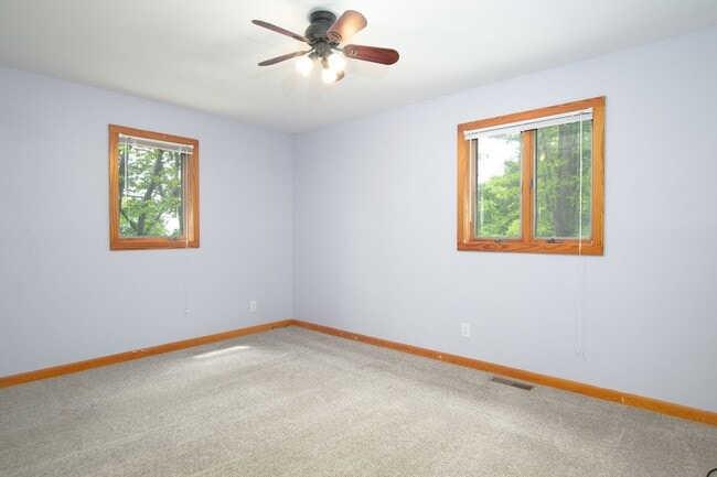 Building Photo - 1802 Shelor Ln