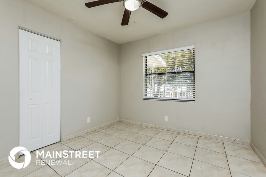 Building Photo - 1147 Magnolia Dr