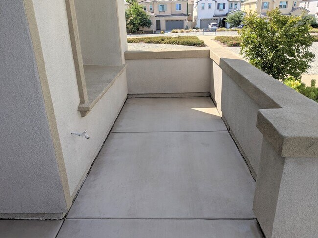 Building Photo - ELLINGTON WAY CHINO HILLS, 91709  (4 BED / 3 BATH)