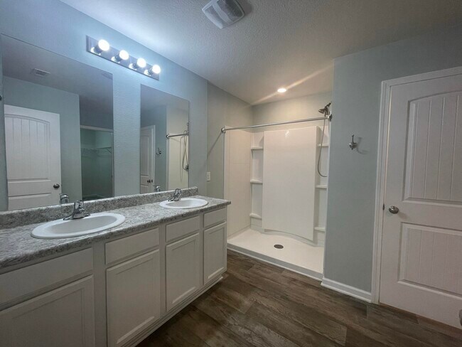 Building Photo - 924 Merganser Way