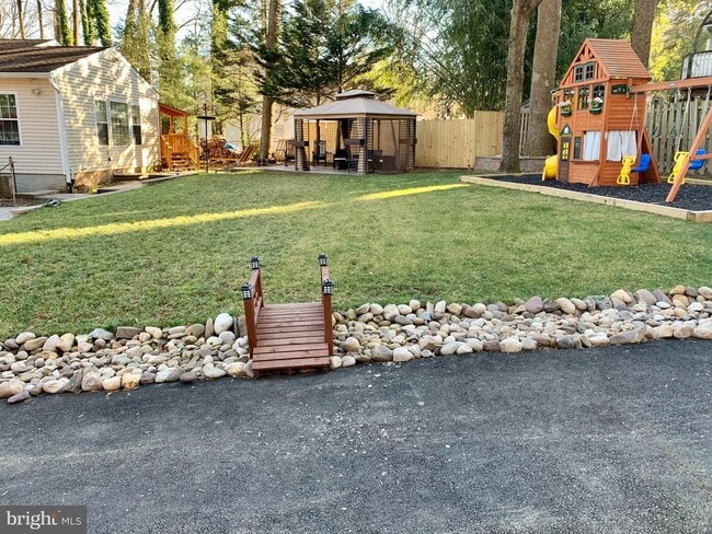 Building Photo - 2918 Glenvale Dr