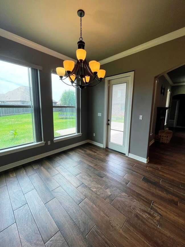 Building Photo - Stunning 4-Bedroom 3-Bath Home for Lease i...