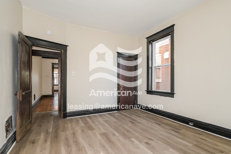 Building Photo - 3631#B South Spring Avenue, 63116; #702517...