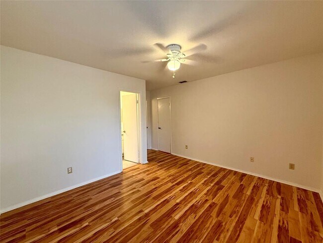 Building Photo - 4159 Steck Ave