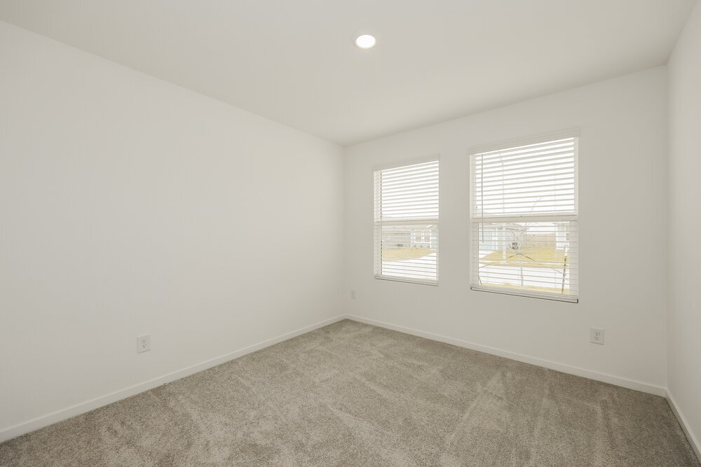 Building Photo - 2225 Crested Saguaro St