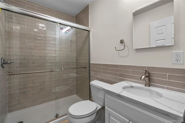 Building Photo - 9 William Puckey Dr