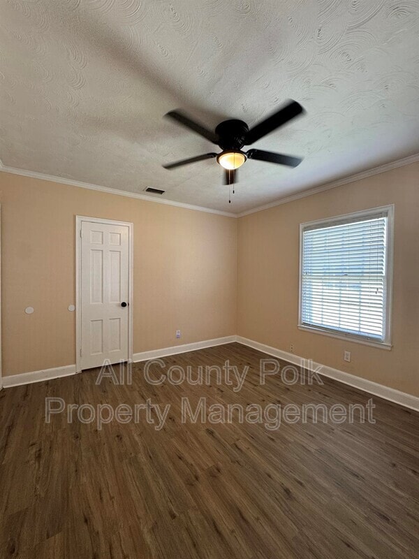 Building Photo - 422 E Belmar St