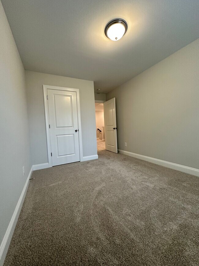 Bedroom 2&3 - 579 Forestville Rd