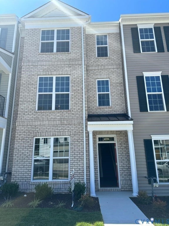 Building Photo - 6996 Leire Ln